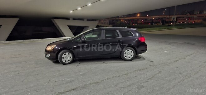 Opel Astra 2011, 222,000 km - 1.4 l - Bakı