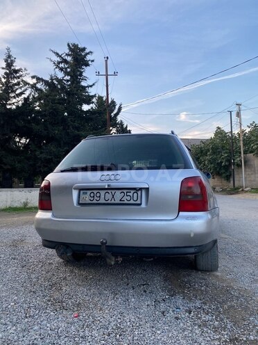 Audi A4 1998, 450,000 km - 1.8 л - Bakı