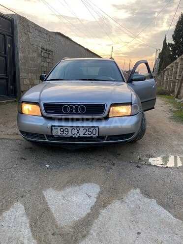 Audi A4 1998, 450,000 km - 1.8 л - Bakı