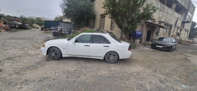 Mercedes C 200 1997, 483,000 km - 2.0 l - Bakı