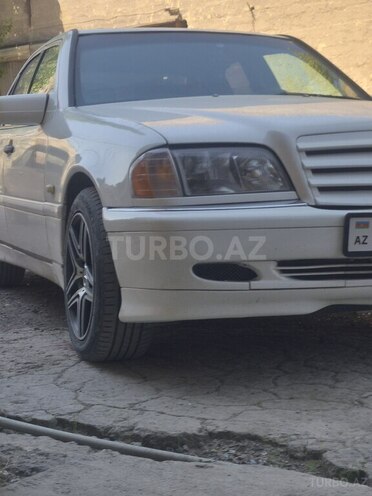 Mercedes C 200 1997, 483,000 km - 2.0 l - Bakı