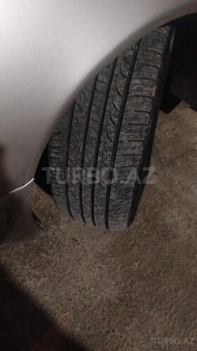 Mercedes E 280 1999, 445,072 km - 2.8 l - Beyləqan