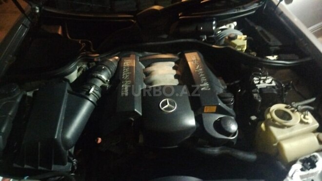 Mercedes E 280 1999, 445,072 km - 2.8 l - Beyləqan