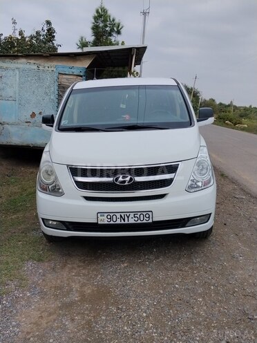 Hyundai H-1 2011, 450,000 km - 2.5 л - Sabirabad