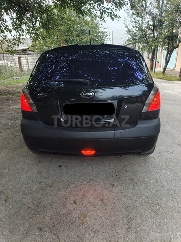 Kia Rio 2005, 483,000 km - 1.5 л - Qazax