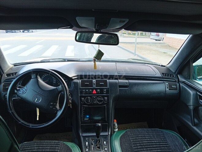 Mercedes E 220 1998, 508,355 km - 2.2 l - Bakı