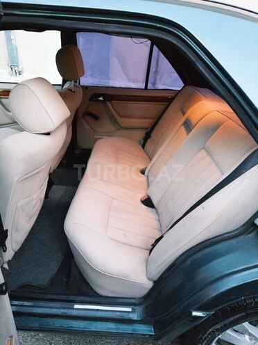 Mercedes E 200 1995, 276,000 km - 2.0 л - Bakı