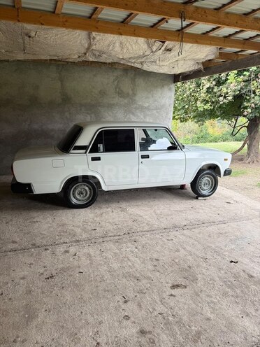 LADA (VAZ) 2107 2009, 82,000 km - 1.6 l - Astara
