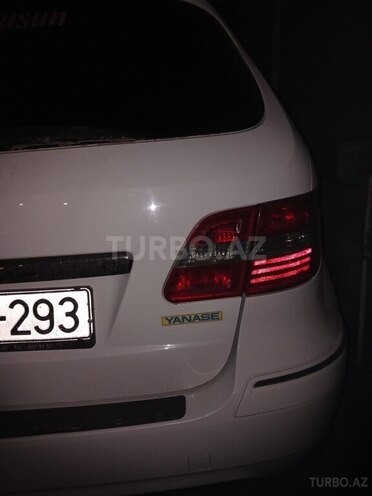 Mercedes B 170 2009, 142,000 km - 1.7 l - Bakı
