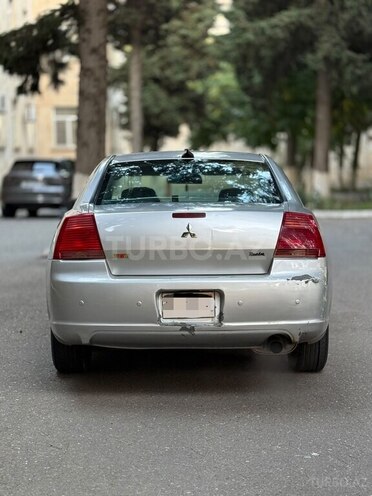 Mitsubishi Galant 2009, 340,000 km - 2.4 l - Bakı