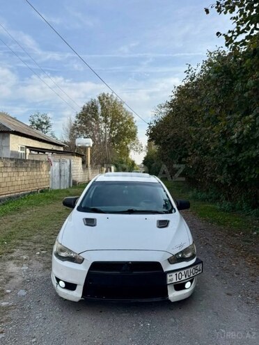 Mitsubishi Lancer 2008, 280,000 km - 2.0 л - Qax