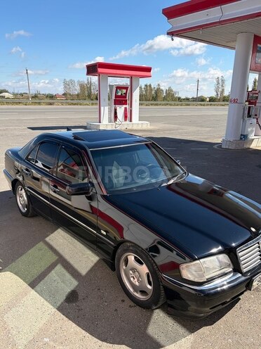 Mercedes C 240 1998, 398,000 km - 2.4 l - Yevlax