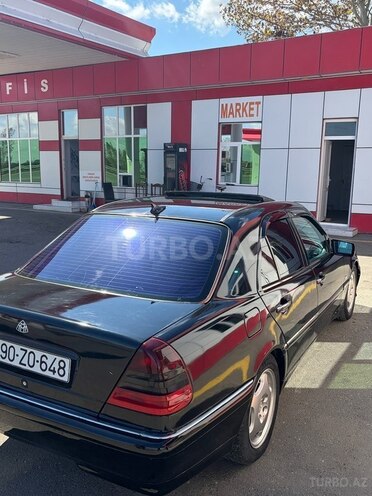 Mercedes C 240 1998, 398,000 km - 2.4 l - Yevlax