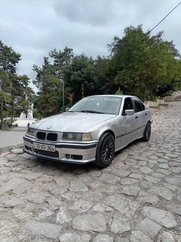 BMW 318 1992, 310,000 km - 1.8 l - Ağdam