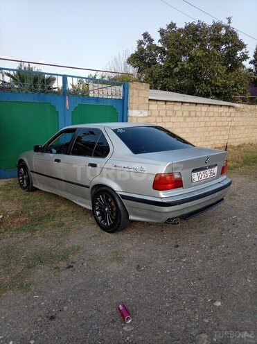 BMW 318 1992, 310,000 km - 1.8 l - Ağdam