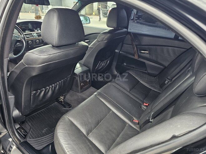 BMW 525 2006, 200,000 km - 3.0 л - Qəbələ