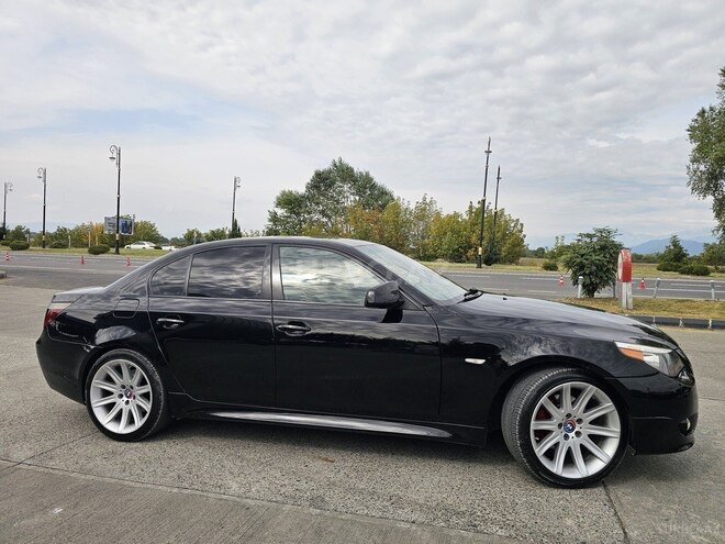 BMW 525 2006, 200,000 km - 3.0 л - Qəbələ