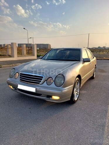 Mercedes E 240 2000, 522,000 km - 2.4 l - Bakı