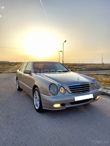 Mercedes E 240 2000, 522,000 km - 2.4 l - Bakı