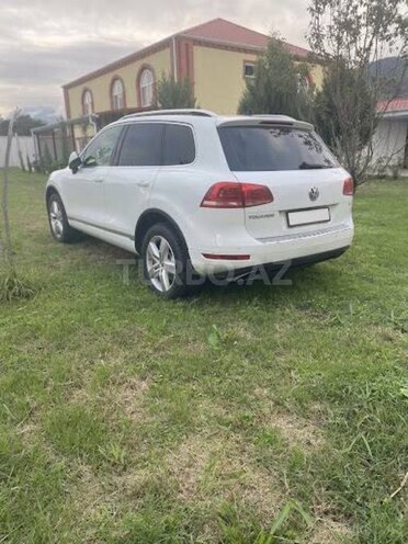 Volkswagen Touareg 2013, 209,000 km - 3.6 l - Balakən