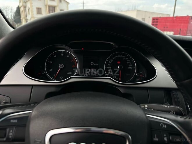 Audi A4 2015, 273,000 km - 1.8 л - Bakı