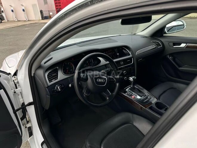 Audi A4 2015, 273,000 km - 1.8 л - Bakı