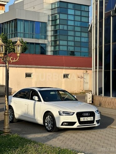 Audi A4 2015, 273,000 km - 1.8 л - Bakı