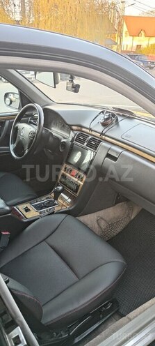 Mercedes E 220 1999, 555,500 km - 2.2 l - Qusar