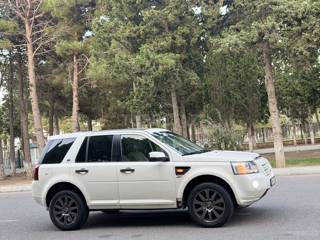 Land Rover Freelander 2009, 211,444 km - 3.2 l - Sumqayıt