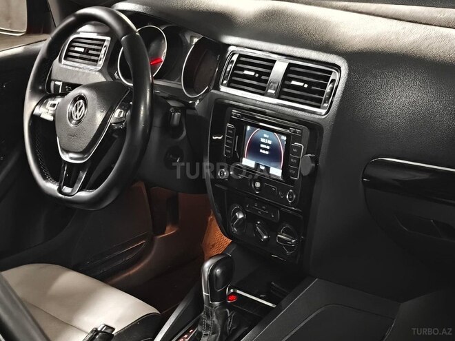 Volkswagen Jetta 2015, 217,464 km - 1.8 l - Bakı