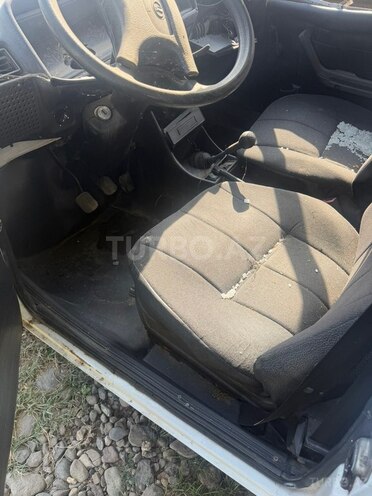 LADA (VAZ) 2107 2006, 352,122 km - 1.6 л - Qazax