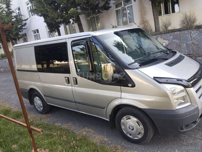 Ford Transit 2011, 182,000 km - 2.2 l - Qax