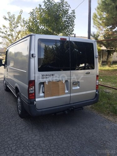 Ford Transit 2011, 182,000 km - 2.2 l - Qax