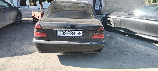 Mercedes C 240 1999, 484,734 km - 2.4 л - Bakı