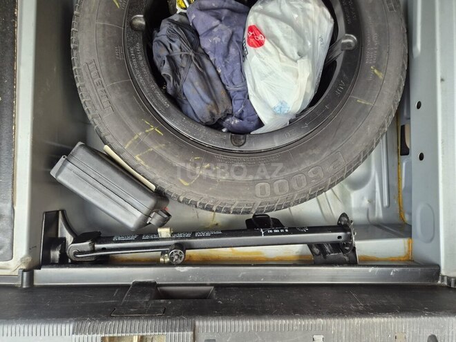 Mercedes E 200 1996, 357,000 km - 2.0 л - Bakı