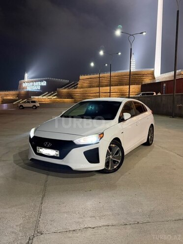 Hyundai IONIQ