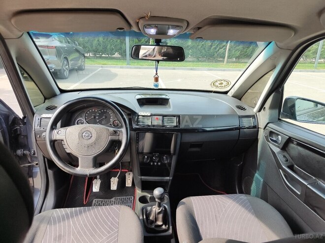 Opel Meriva 2006, 250,000 km - 1.3 l - Salyan
