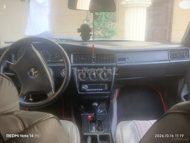Mercedes 190 1992, 330,000 km - 1.8 l - Bakı