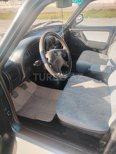 GAZ 31105 2004, 174,385 km - 2.3 l - Göygöl