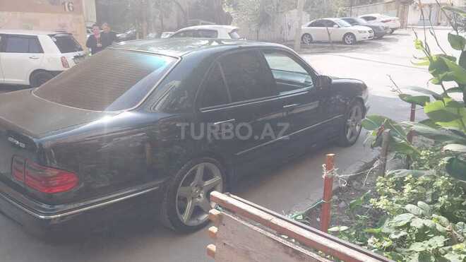 Mercedes E 320 1998, 271,000 km - 3.2 l - Sumqayıt