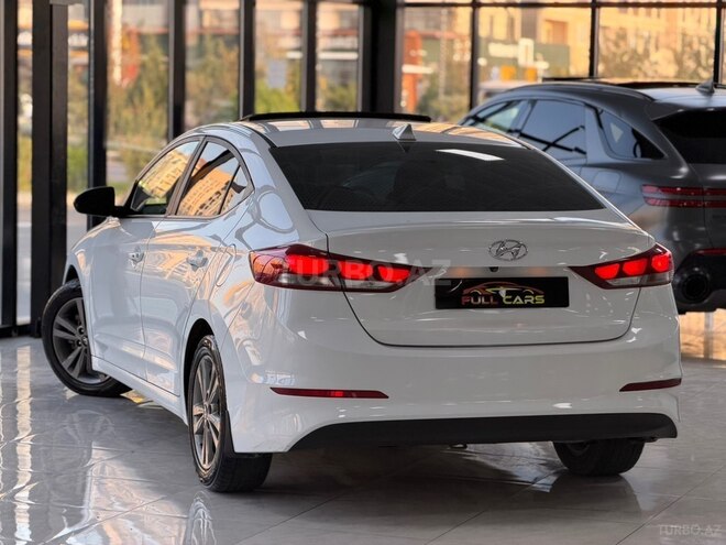 Hyundai Elantra 2018, 154,731 km - 2.0 l - Sumqayıt