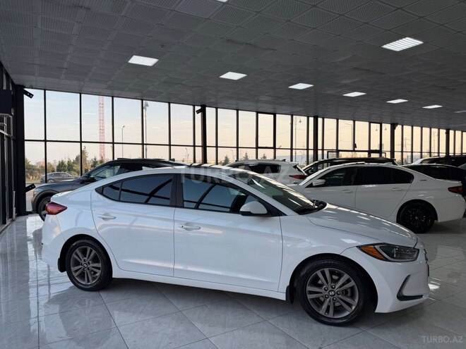 Hyundai Elantra 2018, 154,731 km - 2.0 l - Sumqayıt