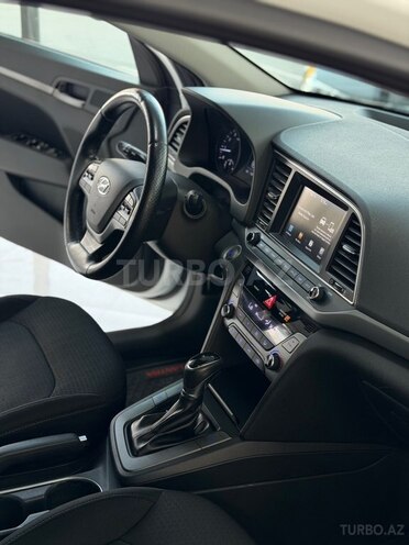 Hyundai Elantra 2018, 154,731 km - 2.0 l - Sumqayıt