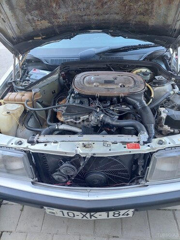 Mercedes 190 1992, 240,000 km - 2.0 l - Gəncə