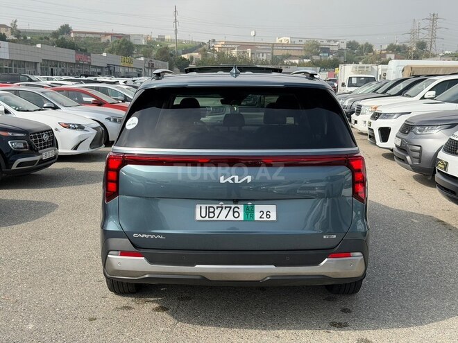 Kia Carnival 2025, 3,900 km - 1.6 l - Bakı