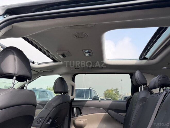 Kia Carnival 2025, 3,900 km - 1.6 l - Bakı
