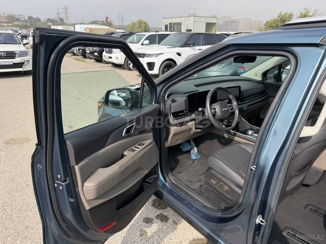Kia Carnival 2025, 3,900 km - 1.6 l - Bakı