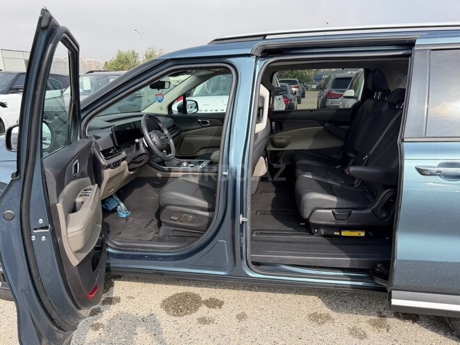 Kia Carnival 2025, 3,900 km - 1.6 l - Bakı