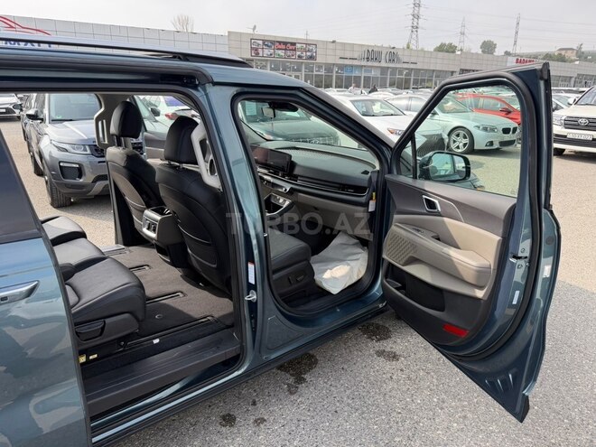Kia Carnival 2025, 3,900 km - 1.6 l - Bakı
