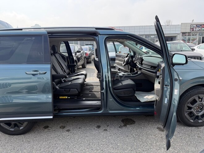 Kia Carnival 2025, 3,900 km - 1.6 l - Bakı